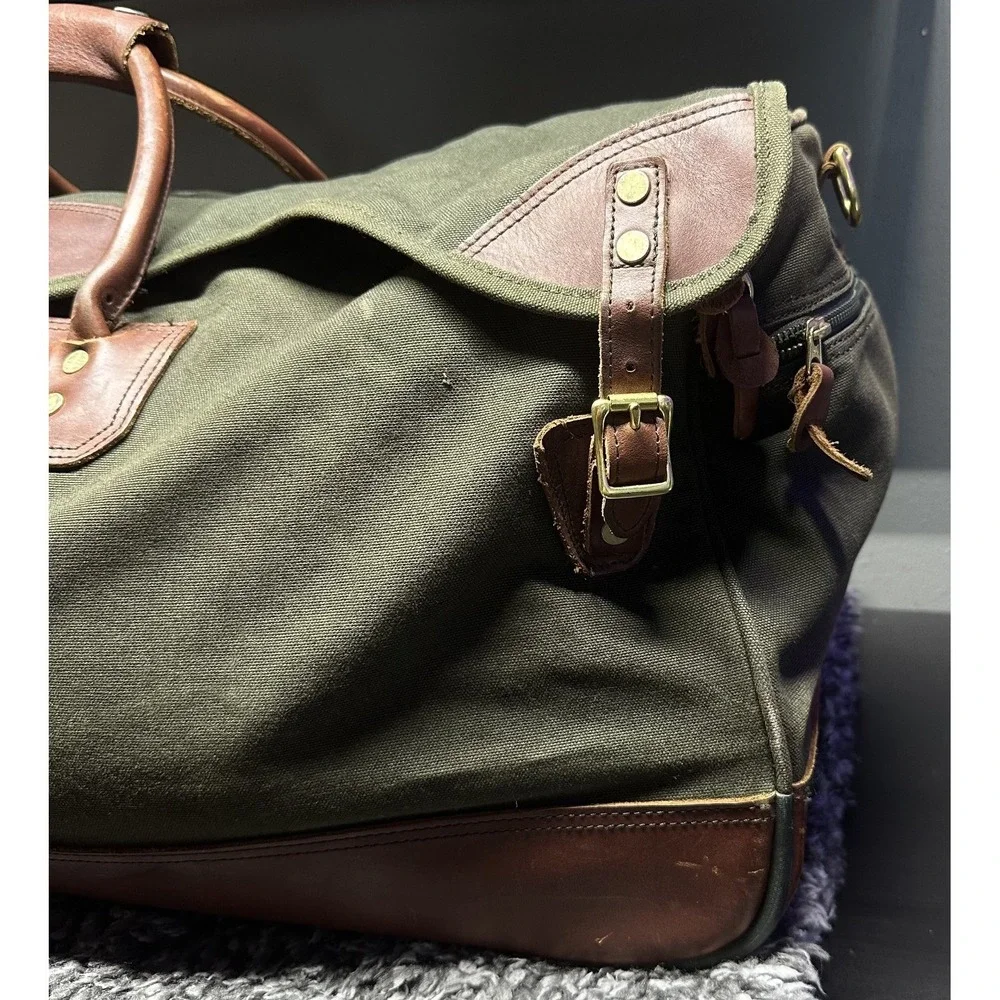 Orvis Bag Luggage Duffle Green Battenkill Canvas Vintage Rolling Distressed